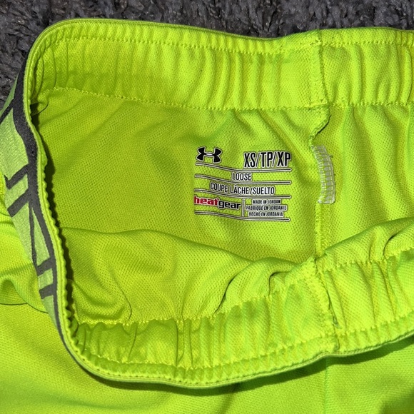 Under Armour Shorts💙 - Picture 6 of 9